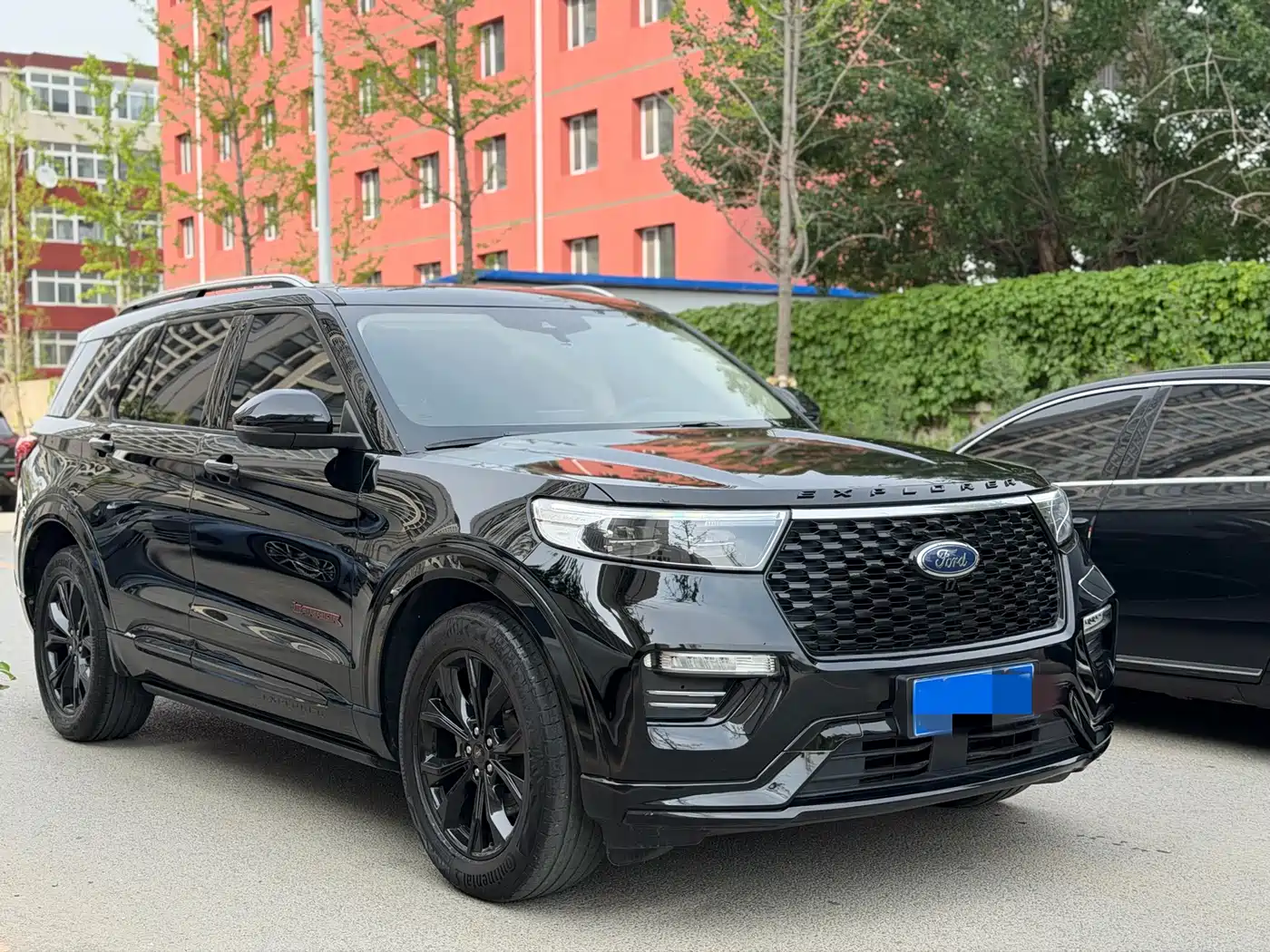 Ford Explorer 2022 EcoBoost 285 AWD 30th Anniversary Edition 7-Seater фото 3
