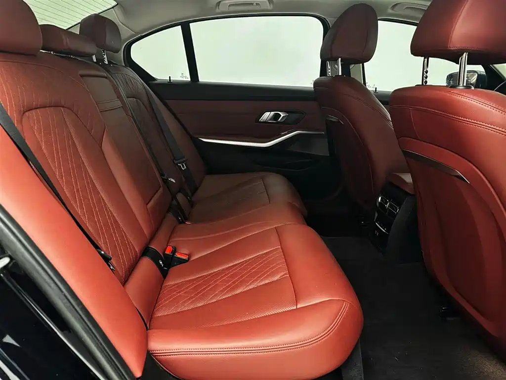 BMW 3 Series 2023 320Li M Sport Package фото 23
