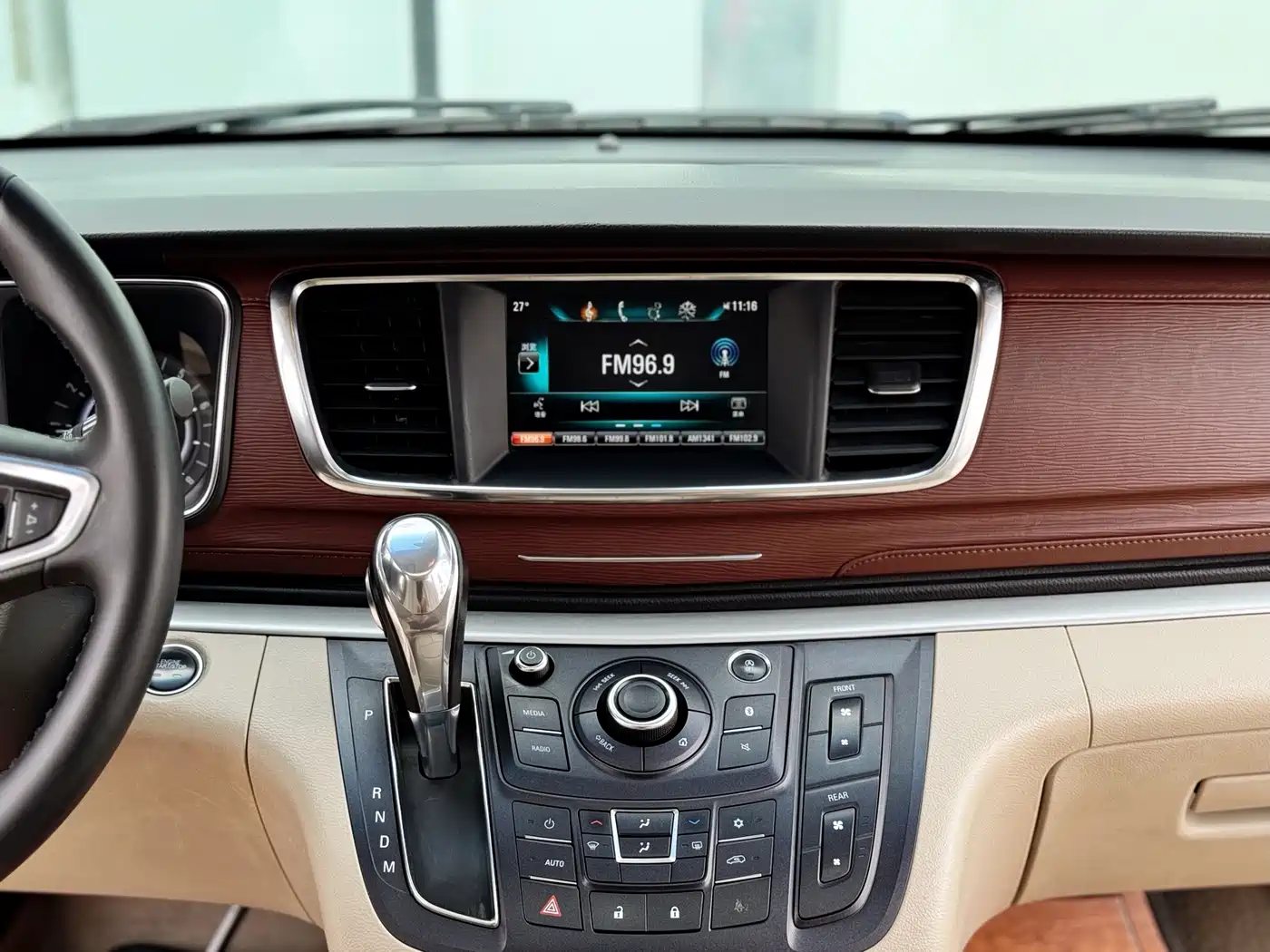 Buick GL8 2018 28T Luxury Model China VI фото 16