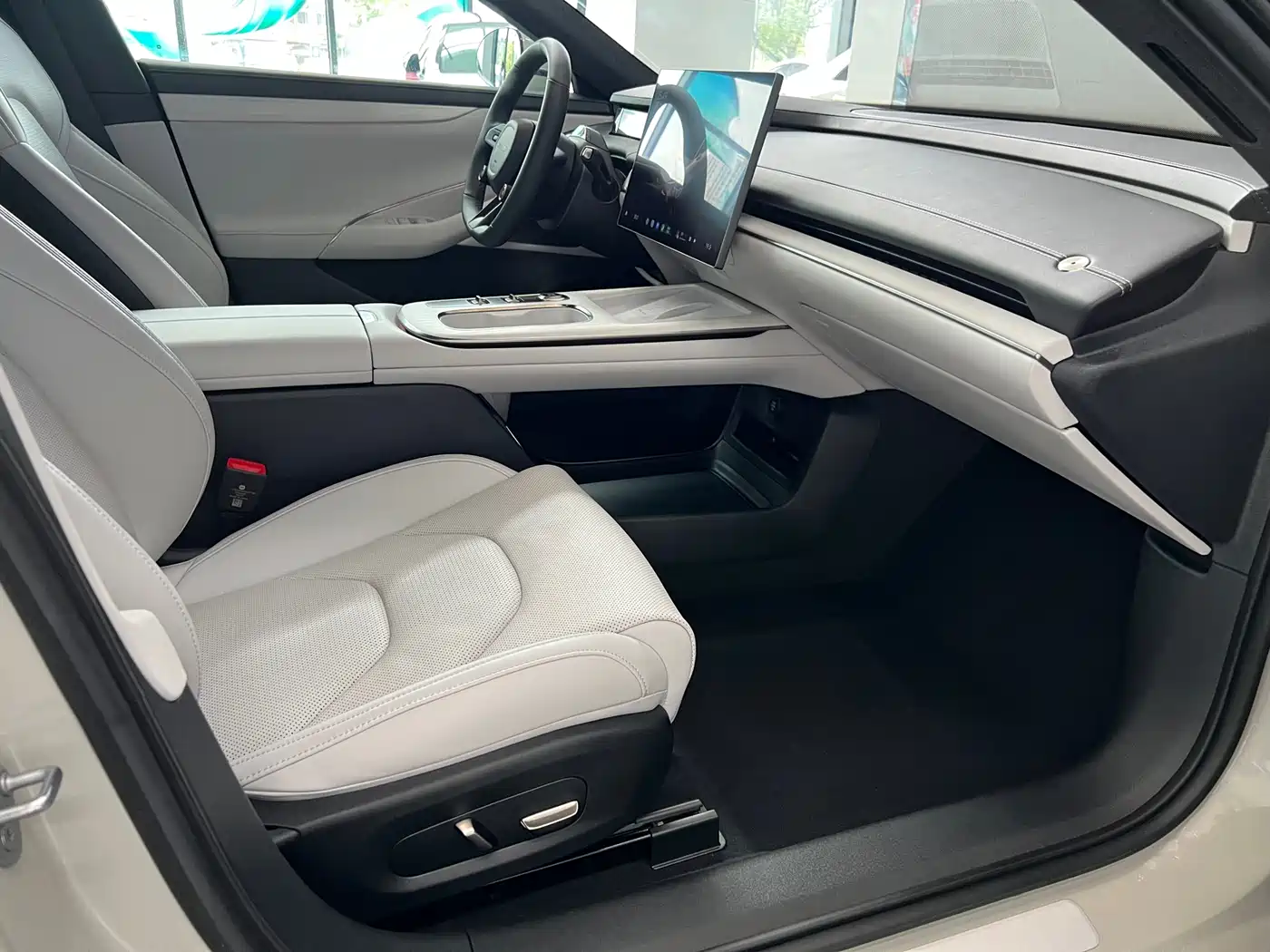 Xiaomi Auto Xiaomi SU7 2024 RWD Long Range Intelligent Driving Edition фото 7
