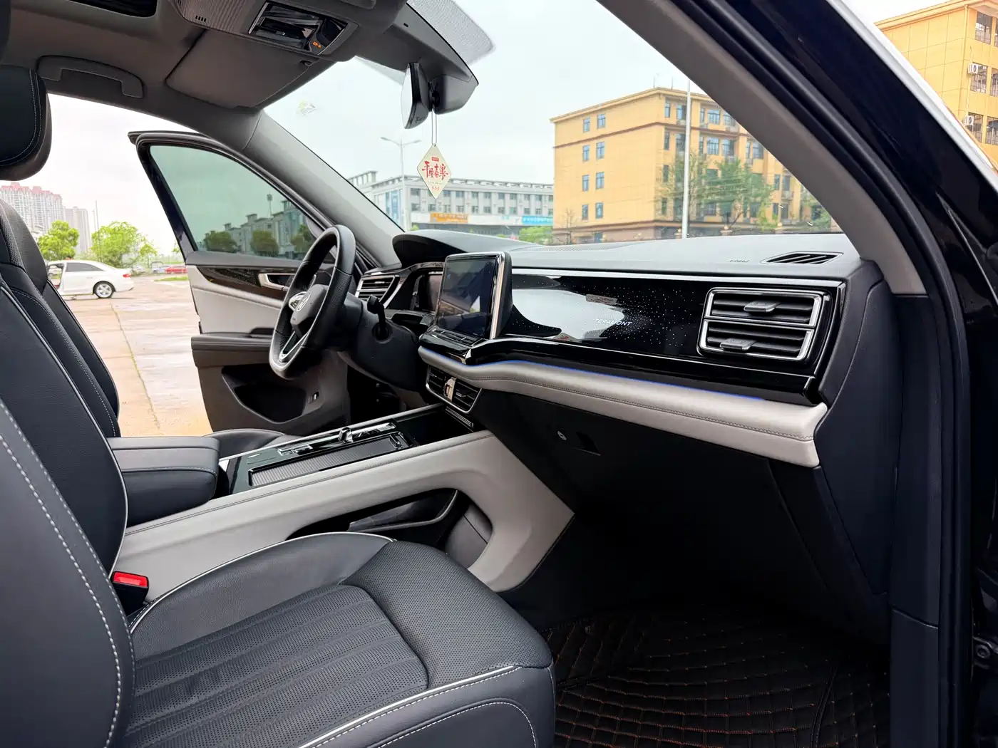 Volkswagen Teramont 2022 330TSI 2WD Luxury фото 19