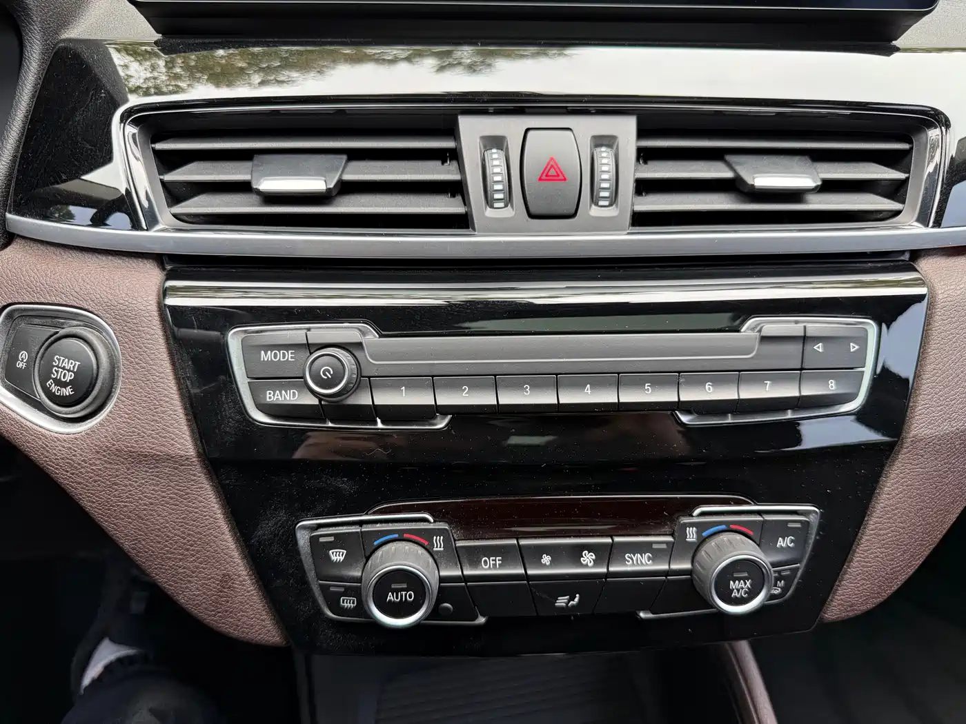 BMW X1 2022 sDrive25Li Leading фото 17