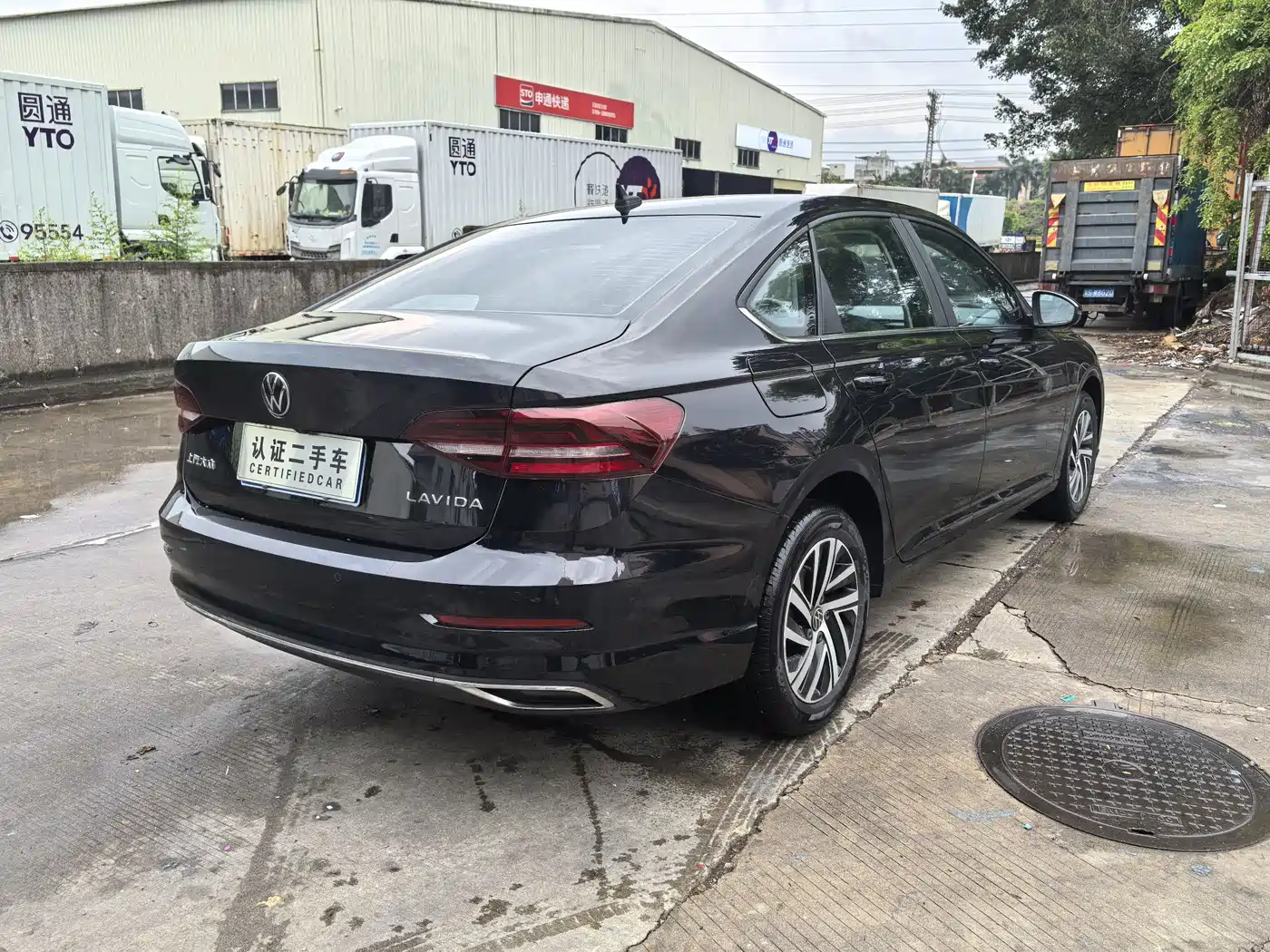 Volkswagen Lavida 2022 1.5L Auto Comfort Edition фото 7