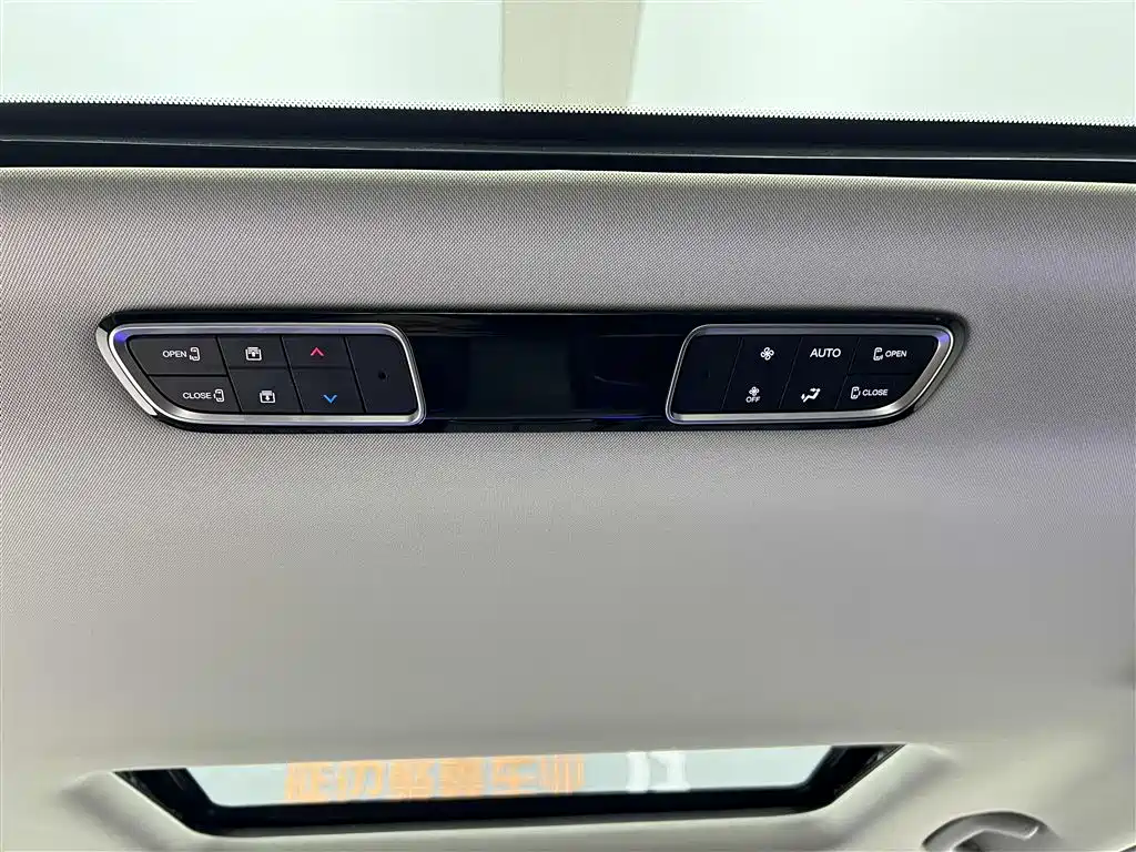 GAC TRUMPCHI TRUMPCHI M8