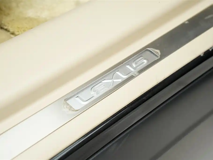 Lexus RX Classic 2009 Model 350 Premium Edition фото 32