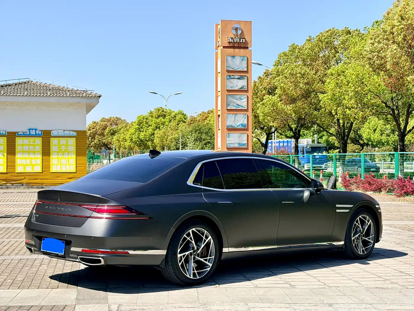 Genesis G90 2023 3.5T Luxury Version фото 5