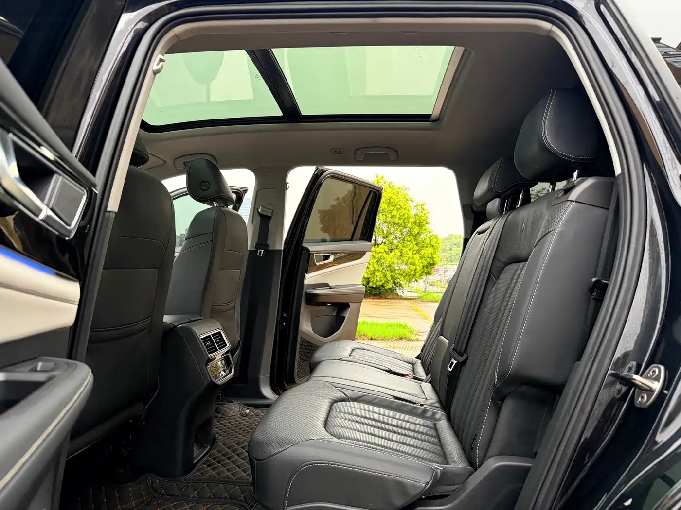 Volkswagen Teramont 2022 330TSI 2WD Luxury фото 9