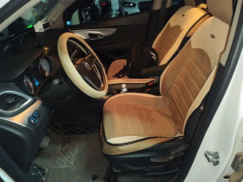 Buick Encore 2014 1.4T Automatic 2WD Urban Elite фото 8