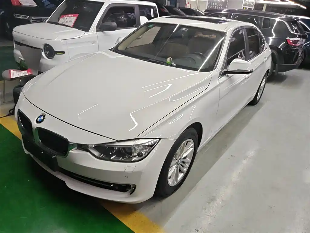 BMW 3 Series 2014 320Li Fashion фото 2