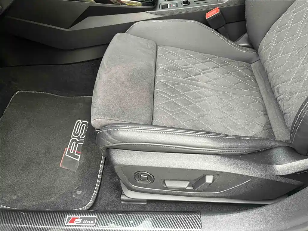 Audi A3 2021 A3L Limousine 35 TFSI Luxury Sport фото 17