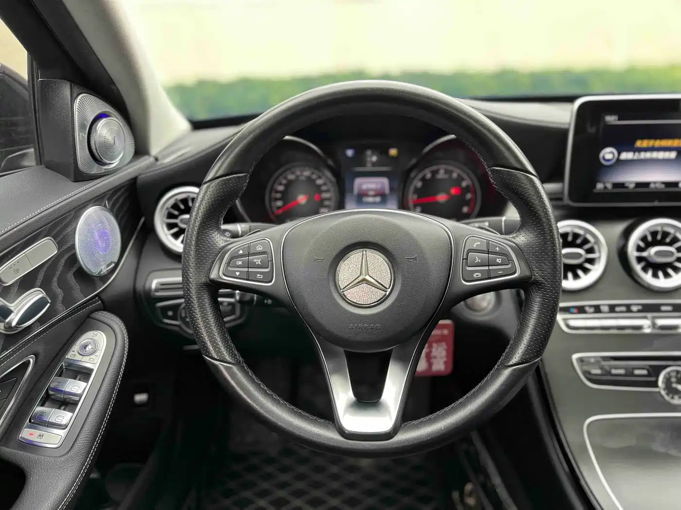 Mercedes-Benz C-Class 2017 Facelift C 200 L Sport Edition фото 20