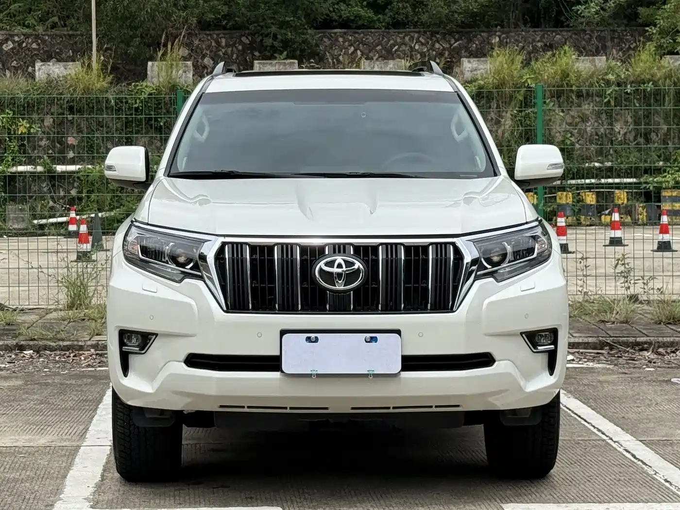 Toyota Prado 2018 3.5L Automatic TX-L Rear-mounted Spare Tire фото 2