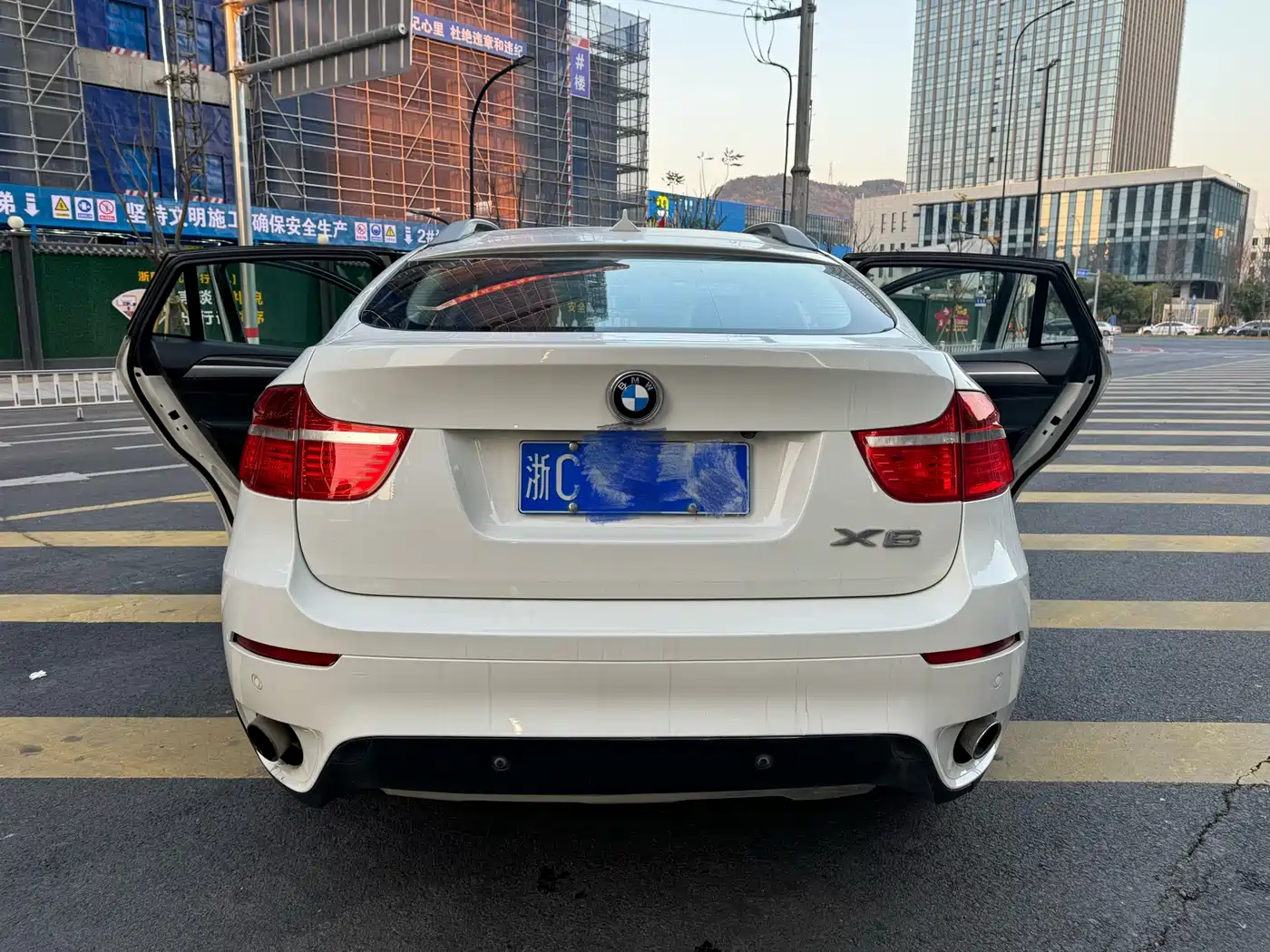 BMW X6 2011 xDrive35i фото 6