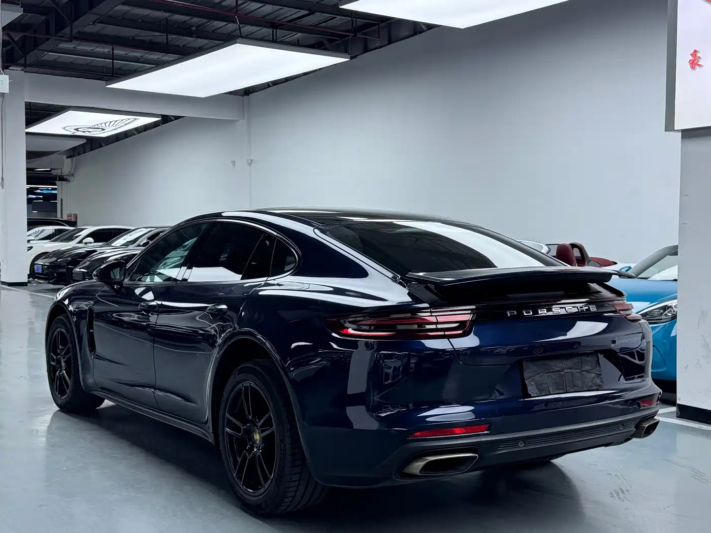 Porsche Panamera 2017 Panamera 3.0T фото 20