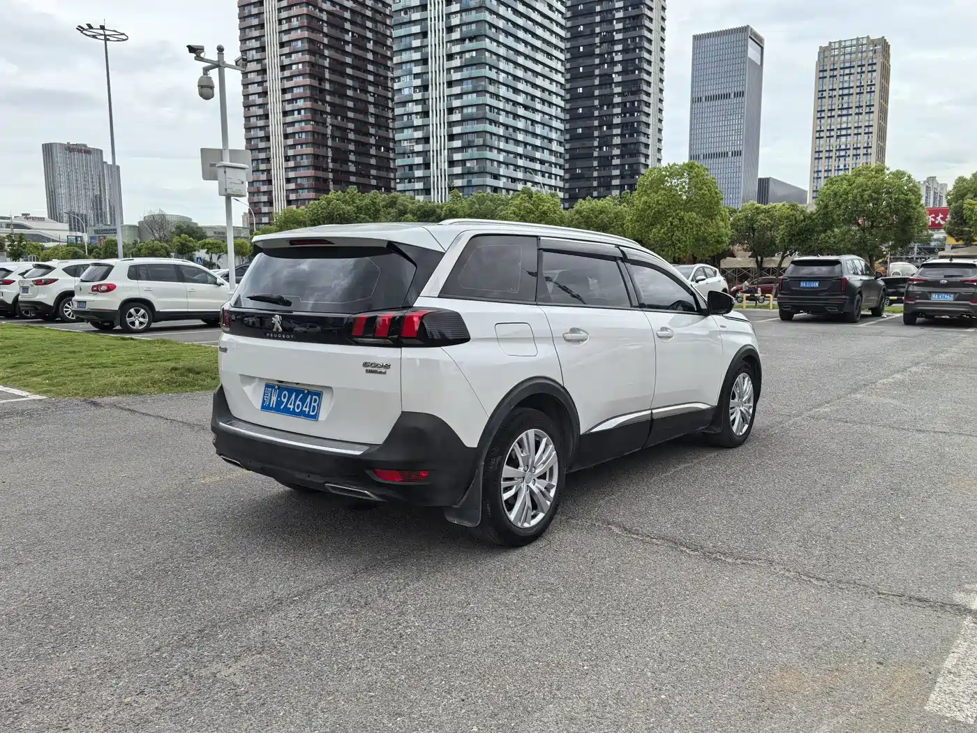 Peugeot 5008 2017 380THP 7-seat Elite Edition фото 6
