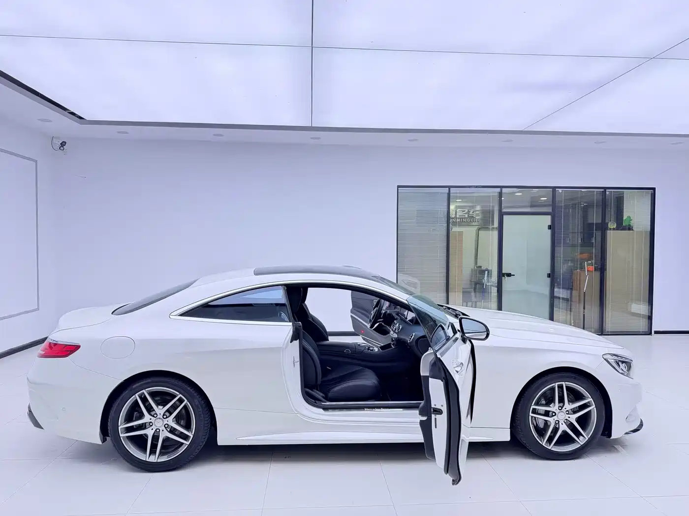Mercedes-Benz S-Class 2016 S 400 4MATIC Coupe фото 5