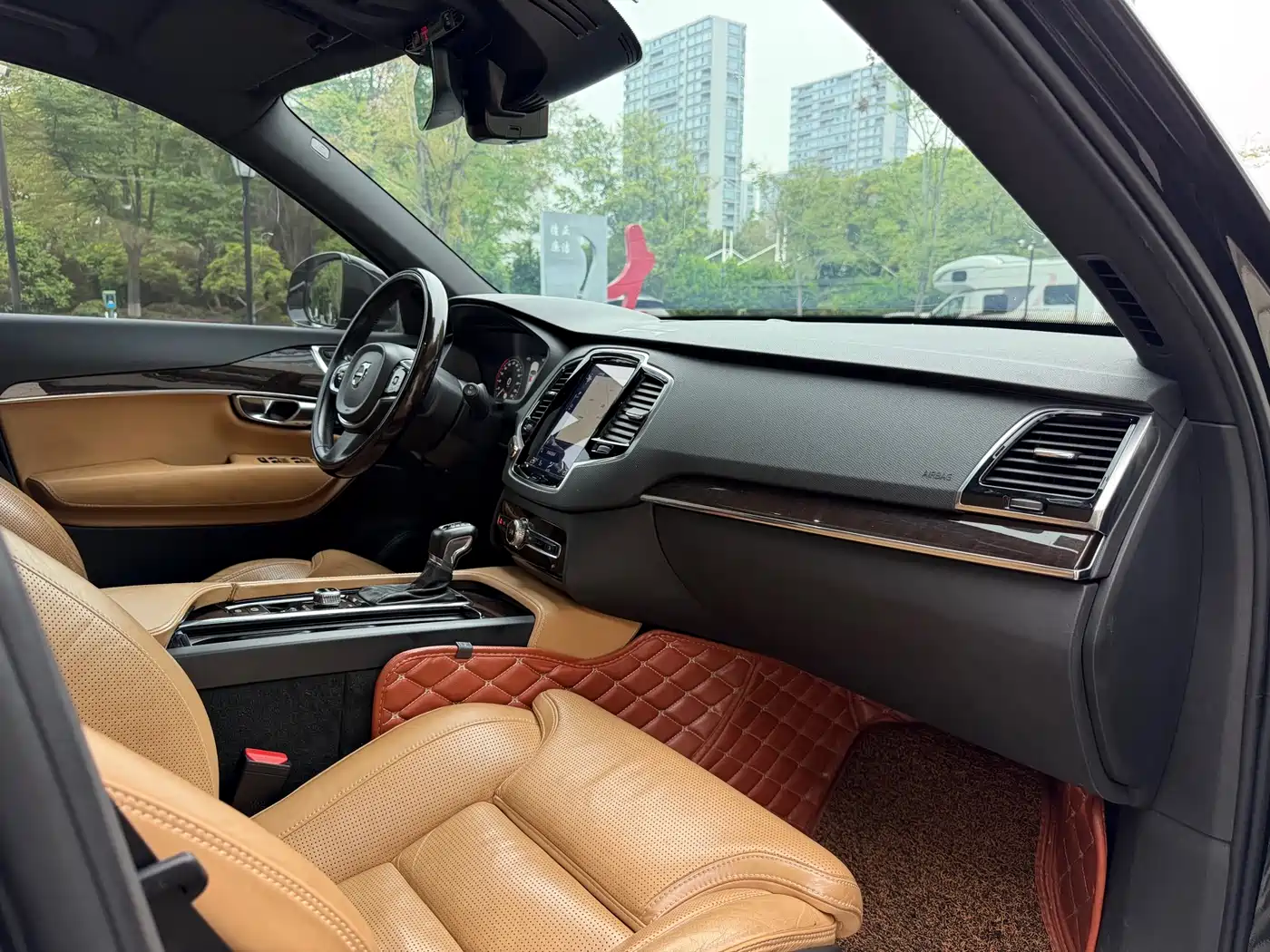 Photo 13 - Volvo XC90