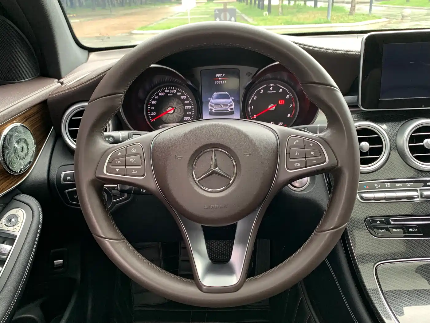 Mercedes-Benz GLC 2018 GLC 260 4MATIC Luxury фото 7