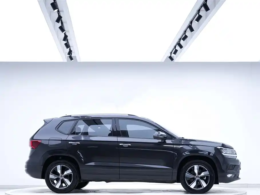 Volkswagen Tharu 2021 Model 280TSI 2WD Comfort Edition