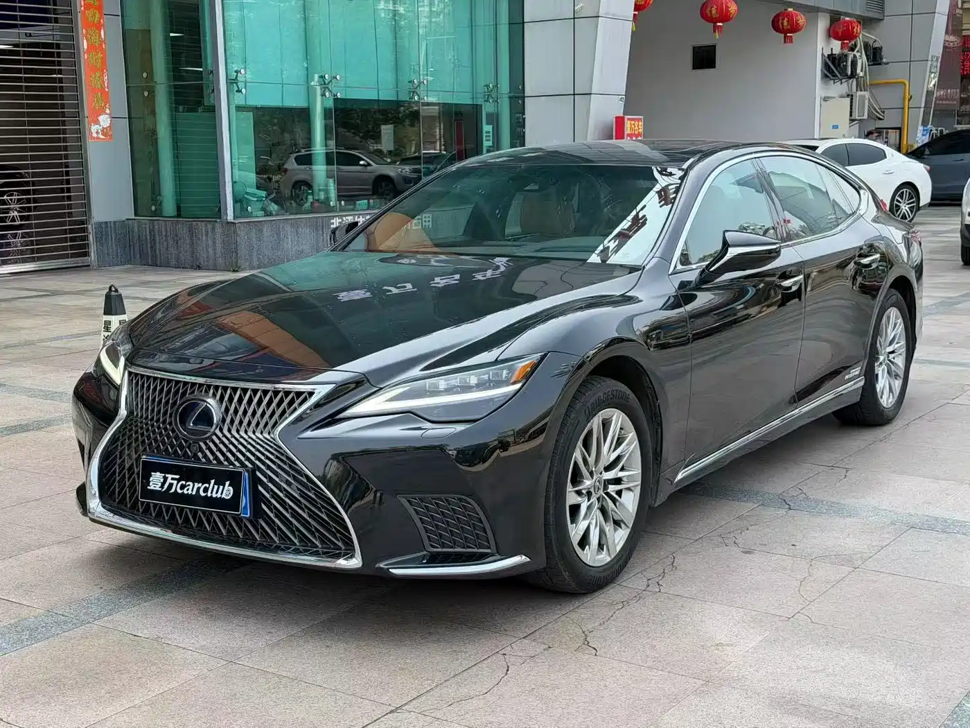 Lexus LS 2021 500h Luxury Edition
