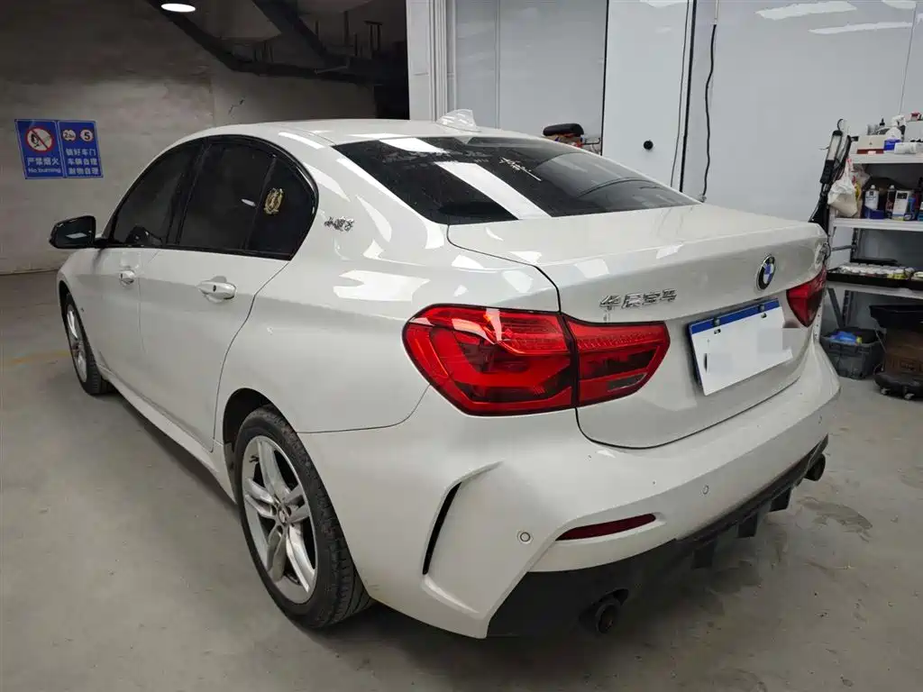 BMW 1 Series 2021 Facelift 120i M Sport Shadow Edition фото 6