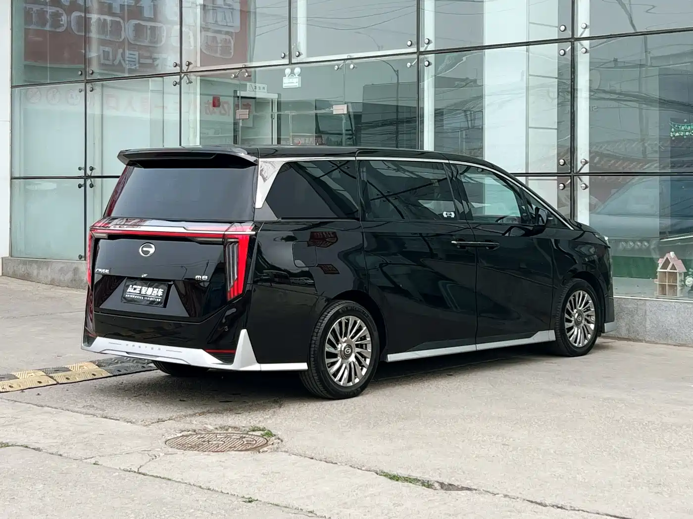 GAC TRUMPCHI M8