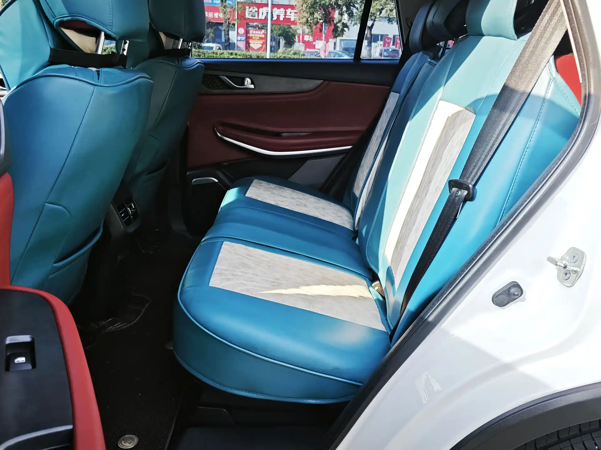 Фото 7 - Changan CS75