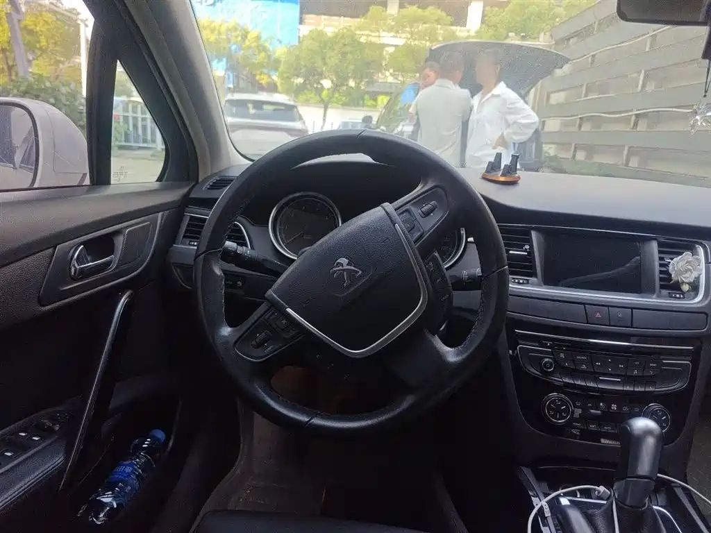 Peugeot 508 2012 2.0L Automatic Smart Edition фото 3