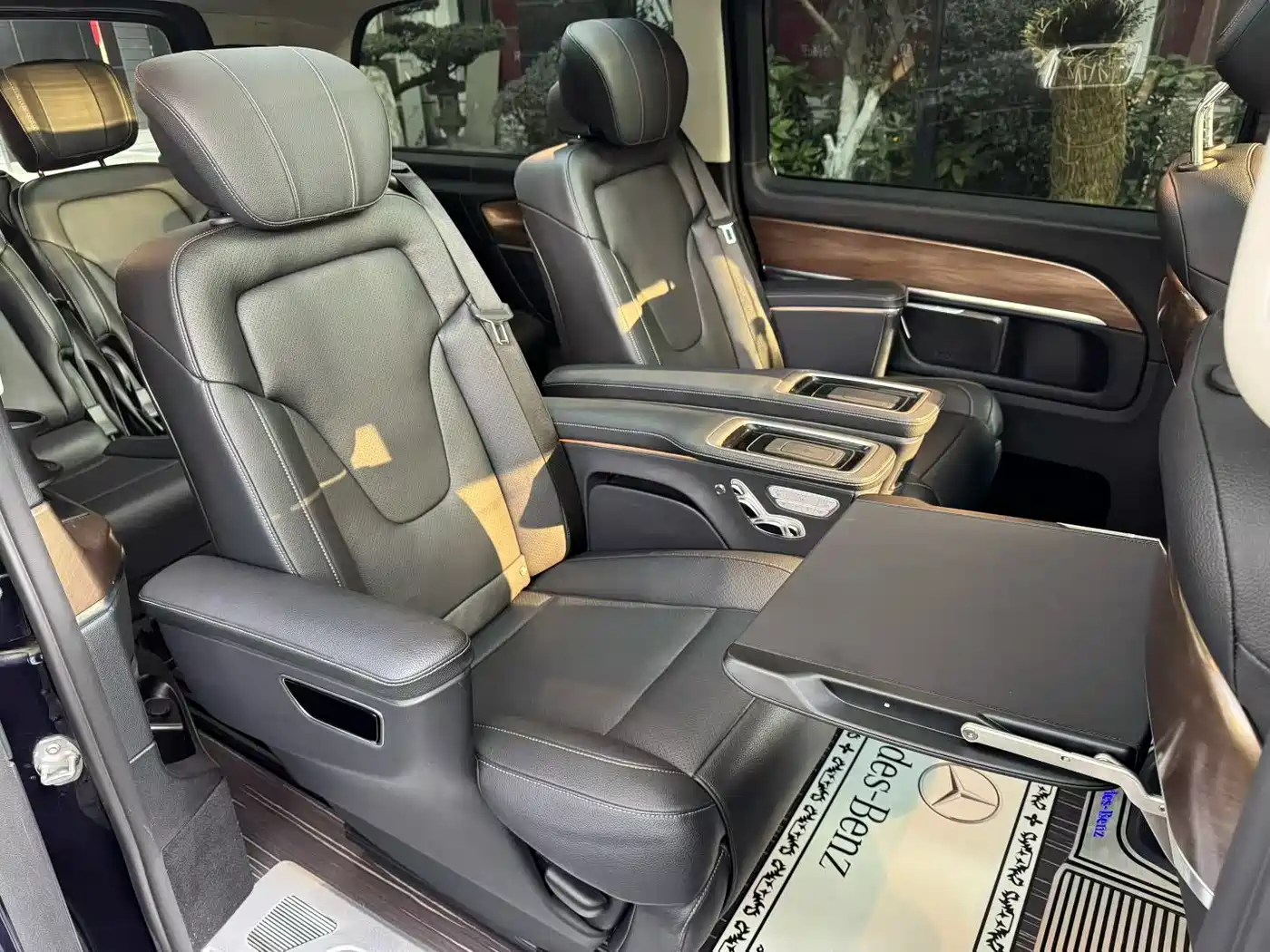 MERCEDES-BENZ V CLASS