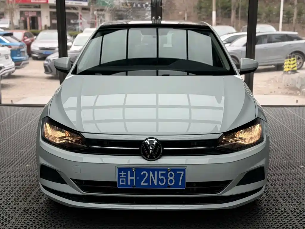 Photo 10 - Volkswagen Polo