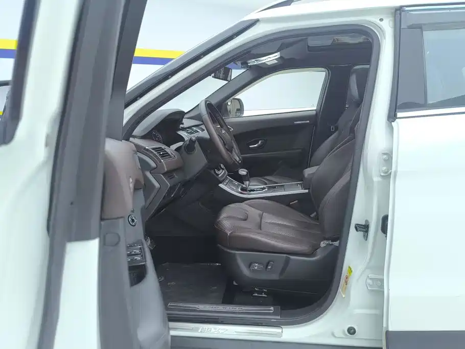 Landwind X7 2016 2015 2.0T Panorama Premium