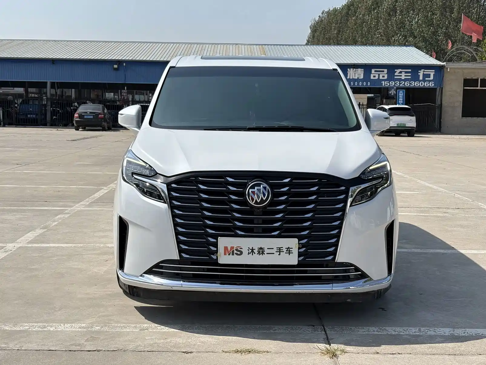 Фото 2 - Buick GL8