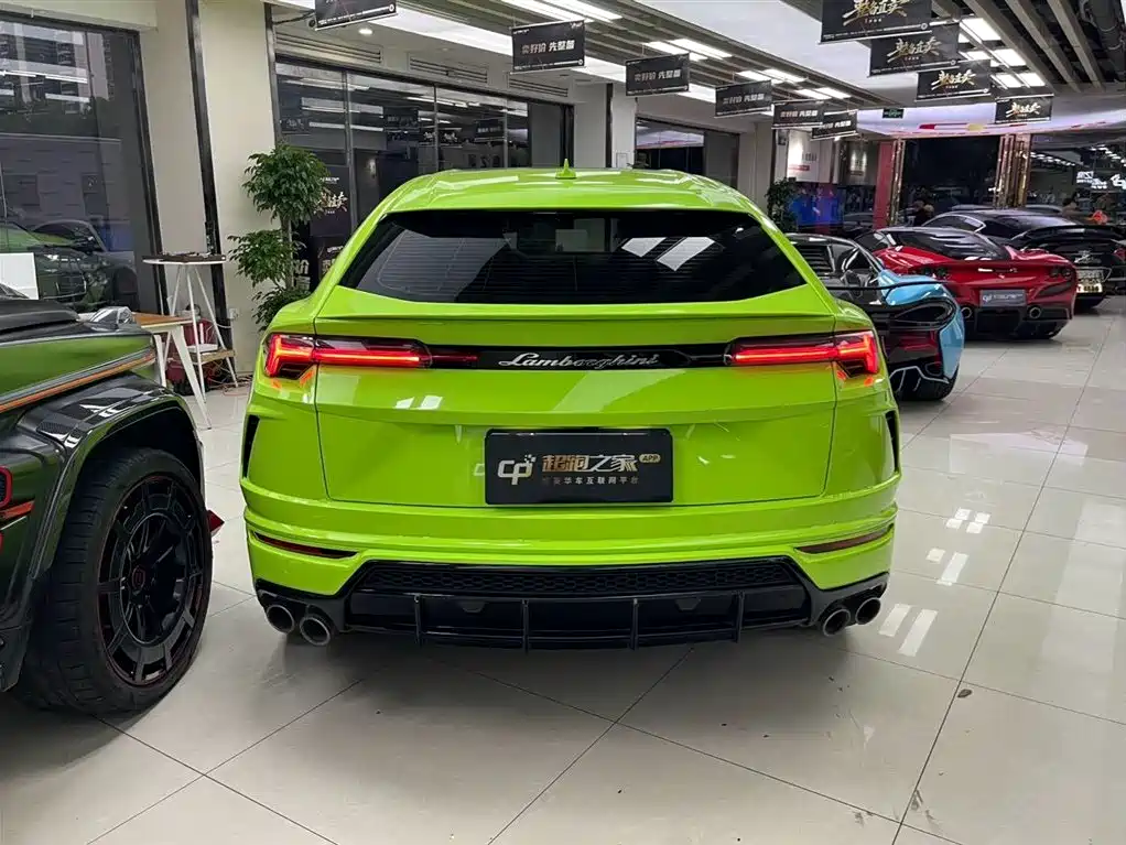 Lamborghini Urus 2021 4.0T V8 фото 7
