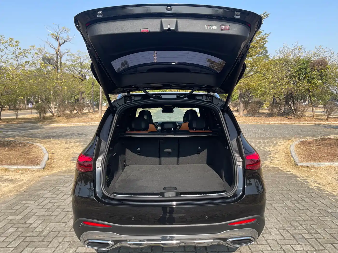 Mercedes-Benz GLC 2023 Facelift GLC 300 L 4MATIC Luxury 5-Seater фото 22