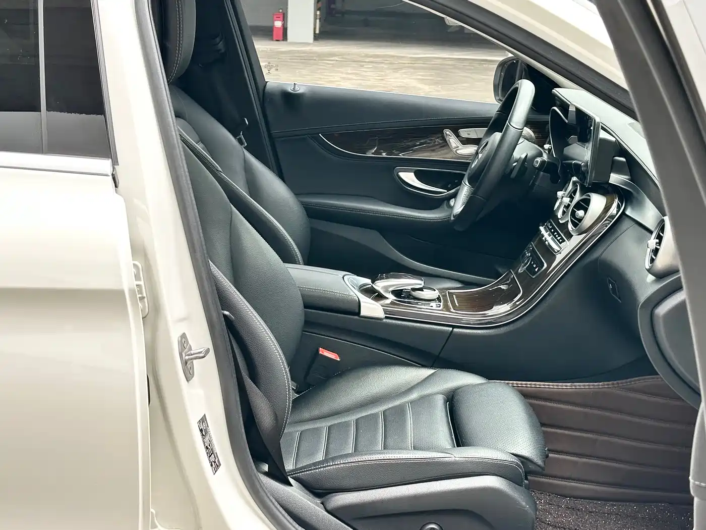 Mercedes-Benz C-Class 2017 C 200 L фото 7