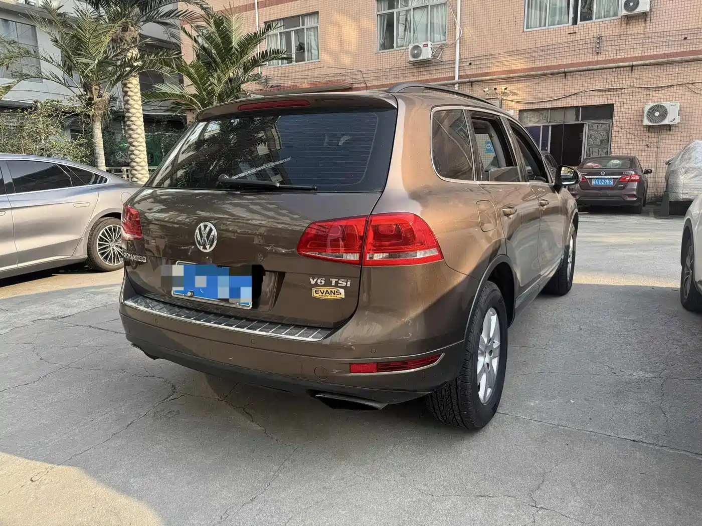 Volkswagen Touareg 2014 3.0TSI Black Explorer фото 3