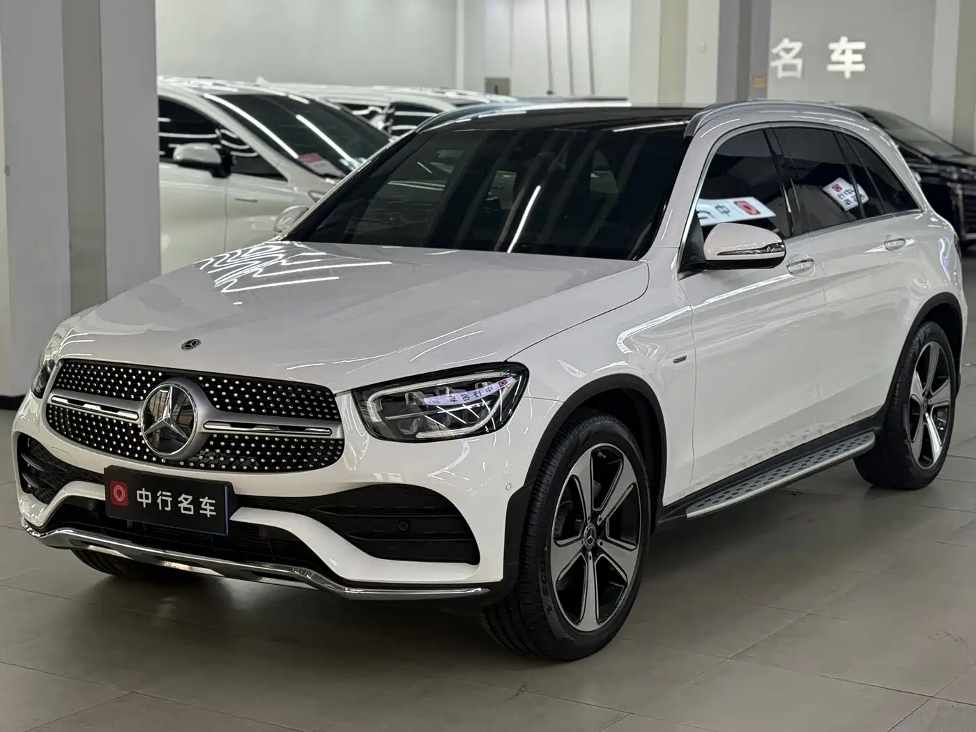 MERCEDES-BENZ GLC