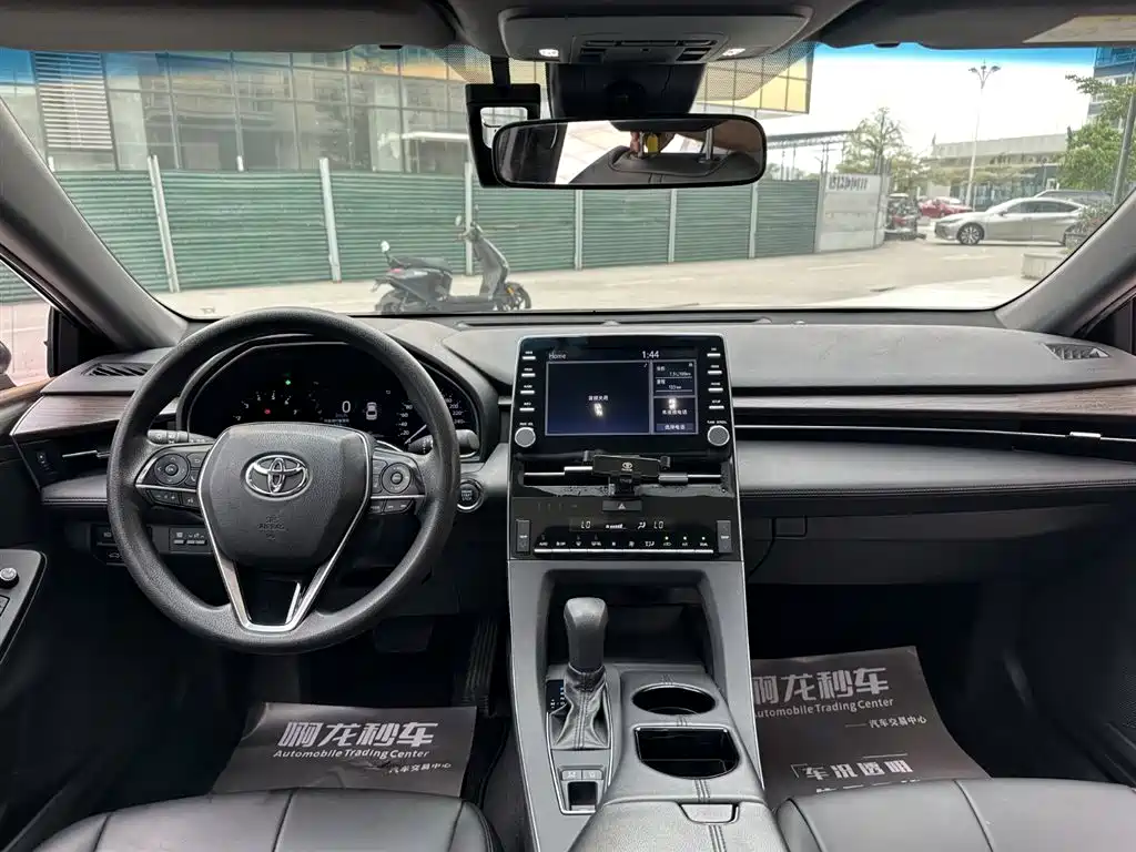 Toyota Avalon 2019 2.0L Progressive Edition (China VI) фото 6