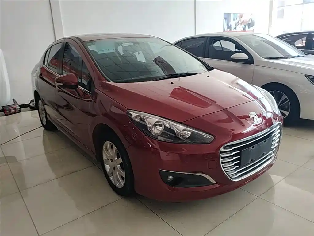 Peugeot 308 2014 Model Joy Edition Classic 1.6L Automatic Trend Style фото 4