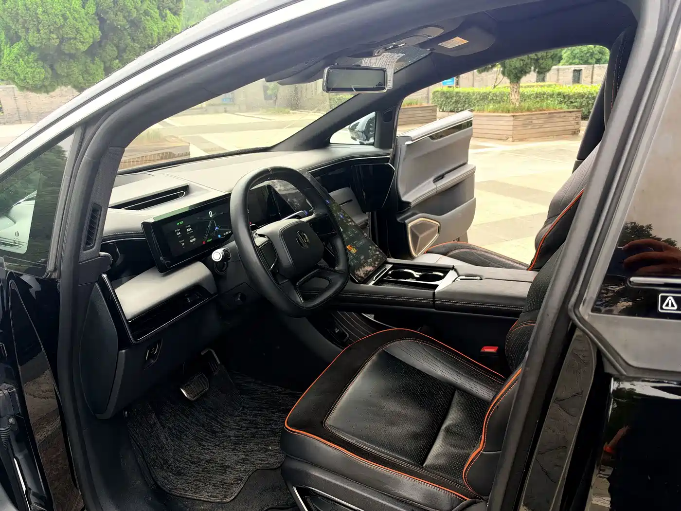 HiPhi X 2023 2022 Smart Premium 6-Seater Long Range