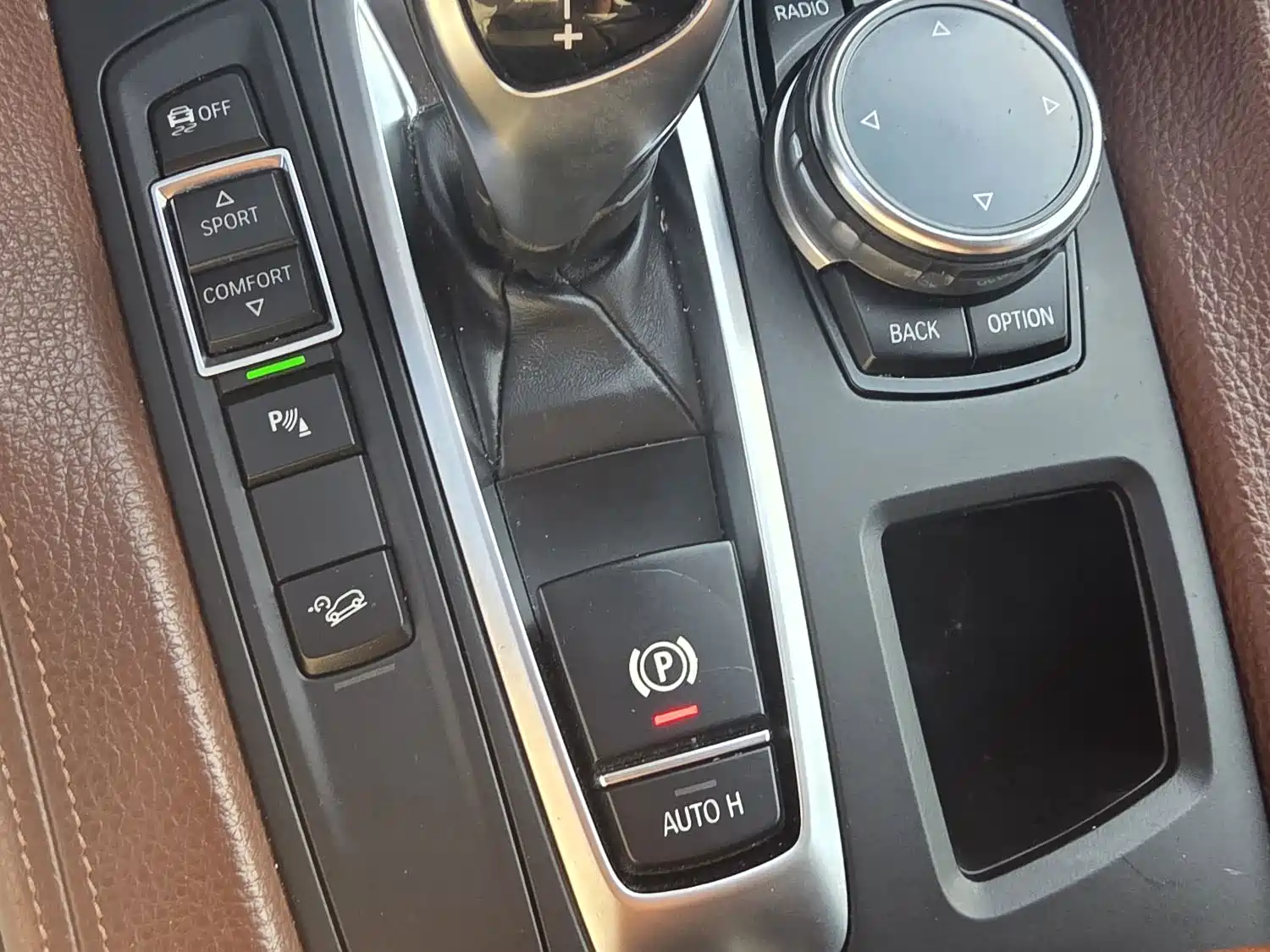 Фото 20 - BMW X6