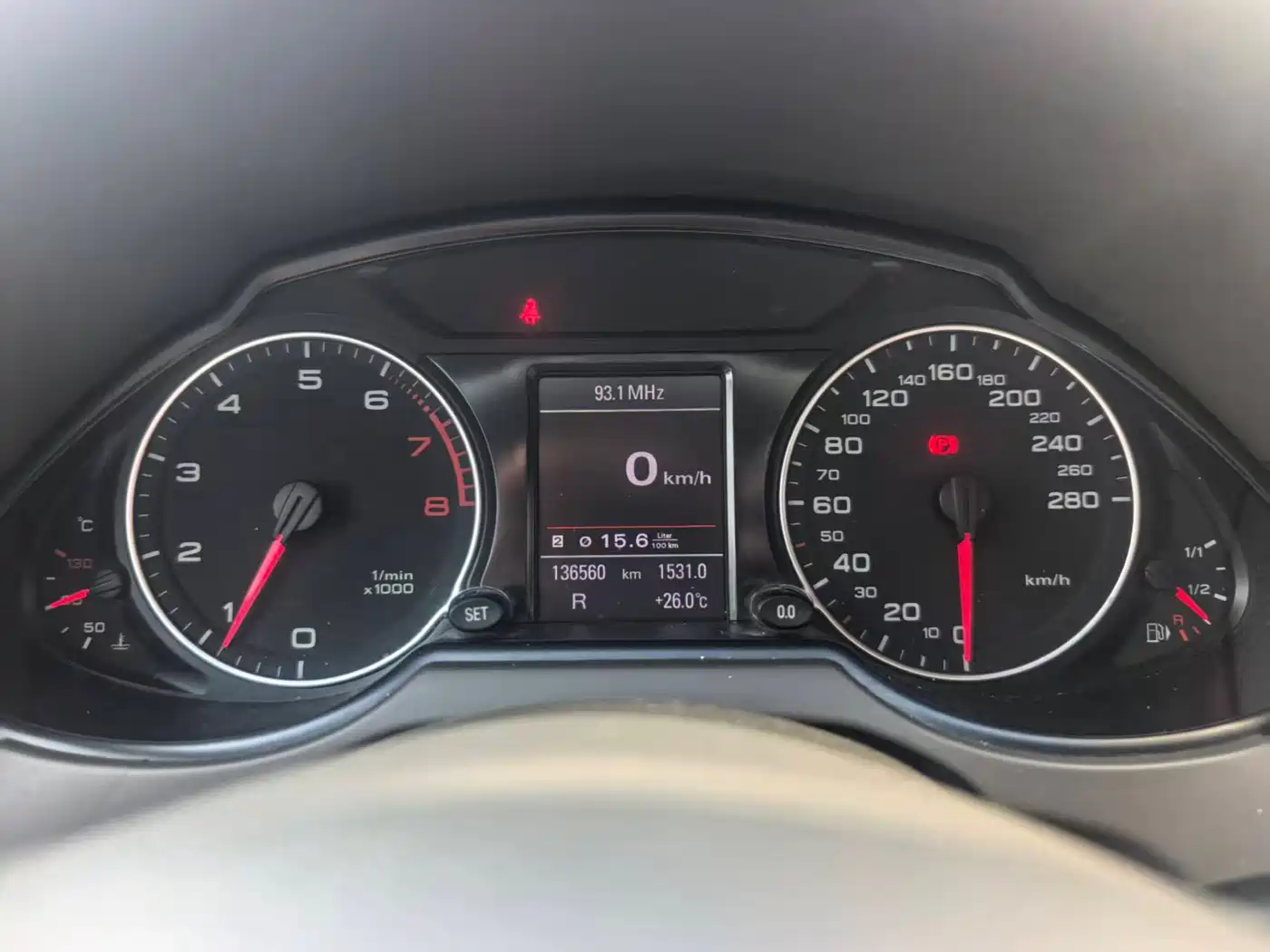 Audi Q5 2012 2.0TFSI Comfort фото 6