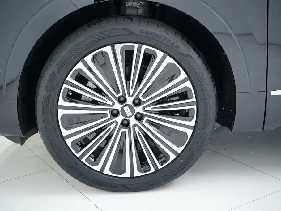 Geely Galaxy Galaxy M9 2025 Base Model фото 26