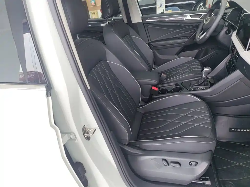 Volkswagen Tiguan L 2025 2024 330TSI Automatic 2WD R-Line Premium Enjoyment Edition