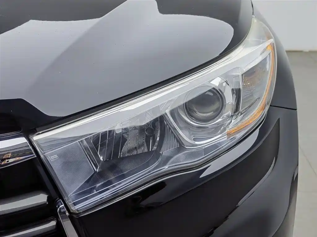 Toyota Highlander 2015 2.0T AWD Luxury Edition 7-seater фото 7