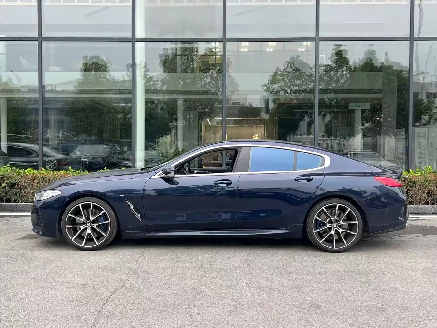 BMW 8 Series 2019 840i xDrive Gran Coupe M Sport фото 3