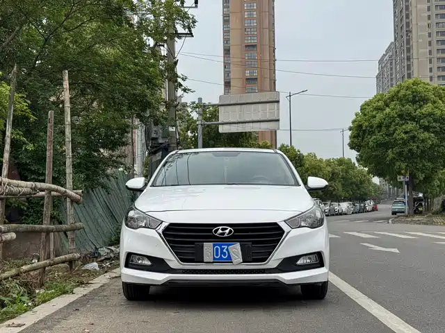 HYUNDAI ACCEPT