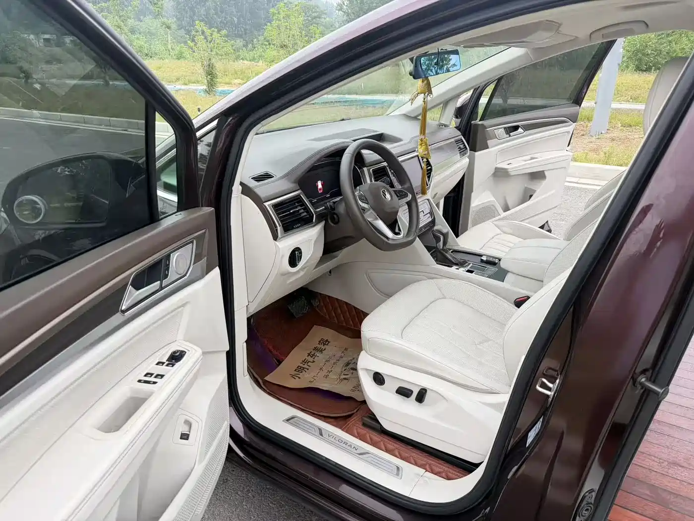 Volkswagen Viloran 2020 330TSI Luxury Edition фото 11
