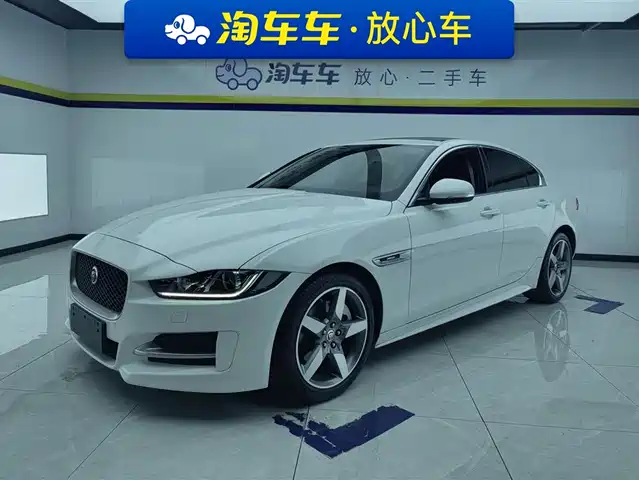 JAGUAR XE