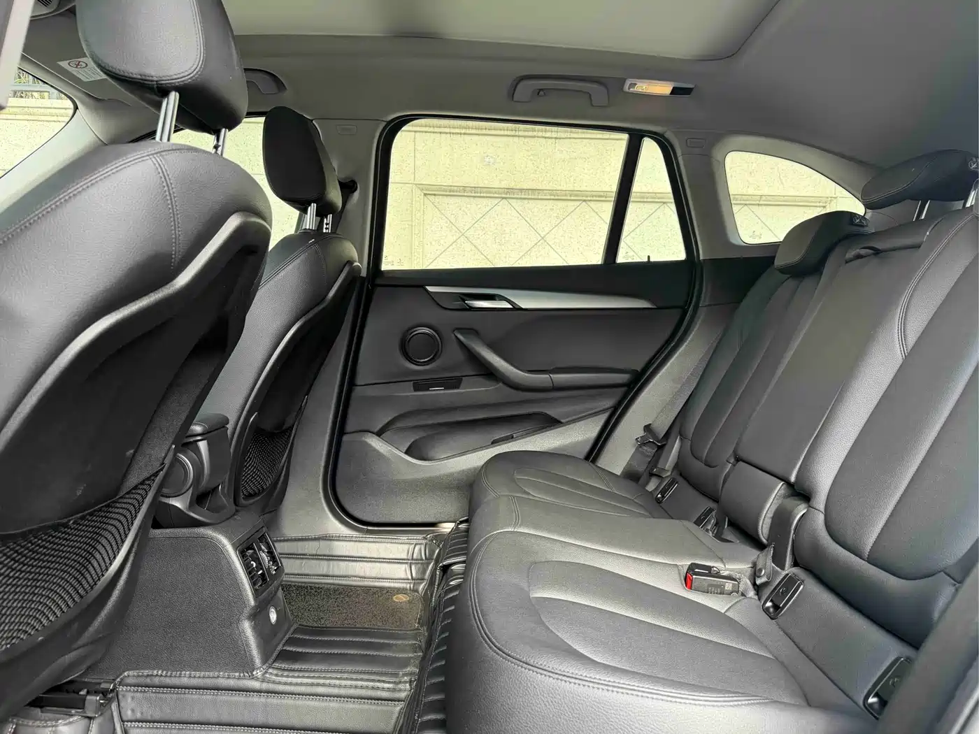 BMW X1 2018 sDrive20Li Leading Model фото 7